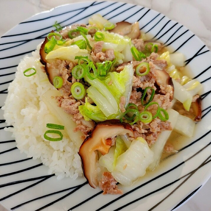 白菜と豚挽肉のあんかけ丼